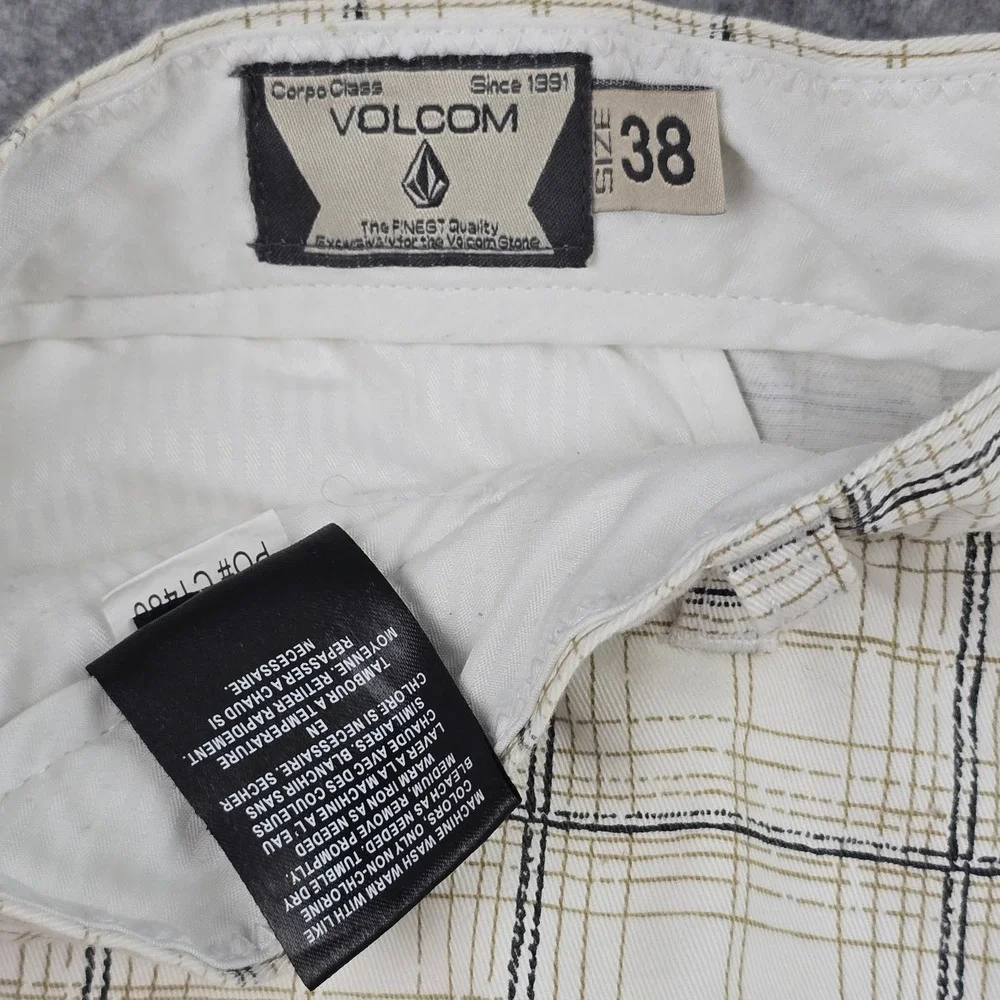 Volcom Vmonty Shorts Mens 38 White Plaid Regular Fit Skate Chino Short